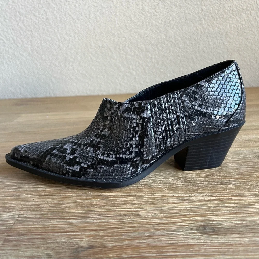 Zara Block Heel Shoes Women Size 36 US 6 Snake Print Western Pointed Toe Stylish